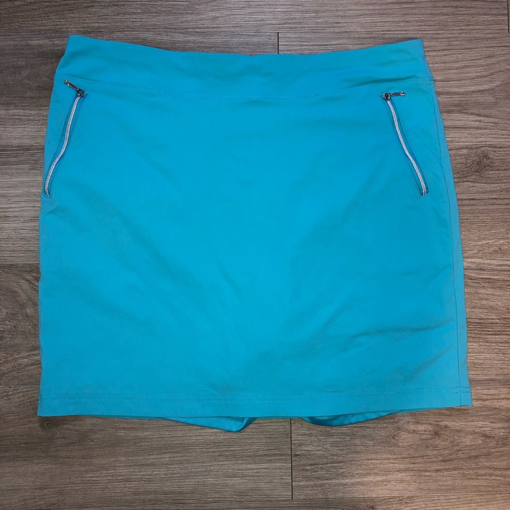 Zenergy Turquoise Skort Size XL
